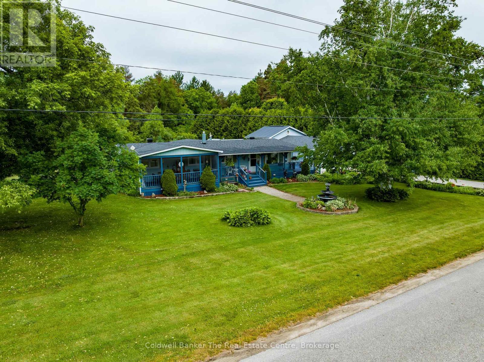 Single Family House Bungalow for Sale in  MCCARTHY DRIVE Clearview (Brentwood) 