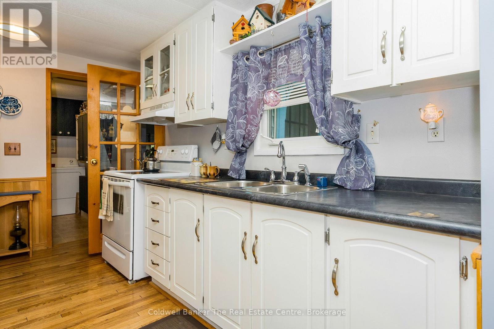 Single Family House Bungalow for Sale in  MCCARTHY DRIVE Clearview (Brentwood) 