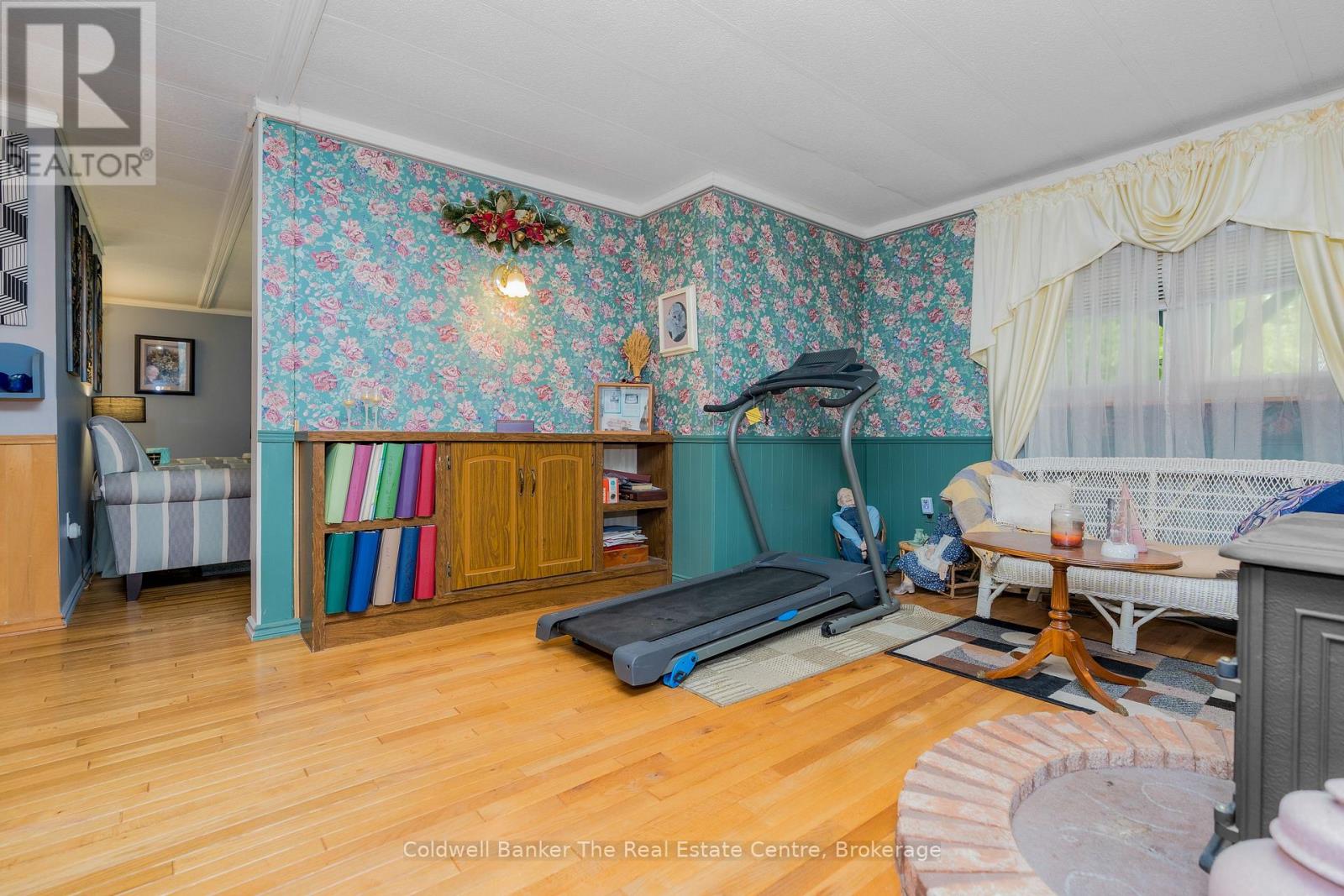 Single Family House Bungalow for Sale in  MCCARTHY DRIVE Clearview (Brentwood) 