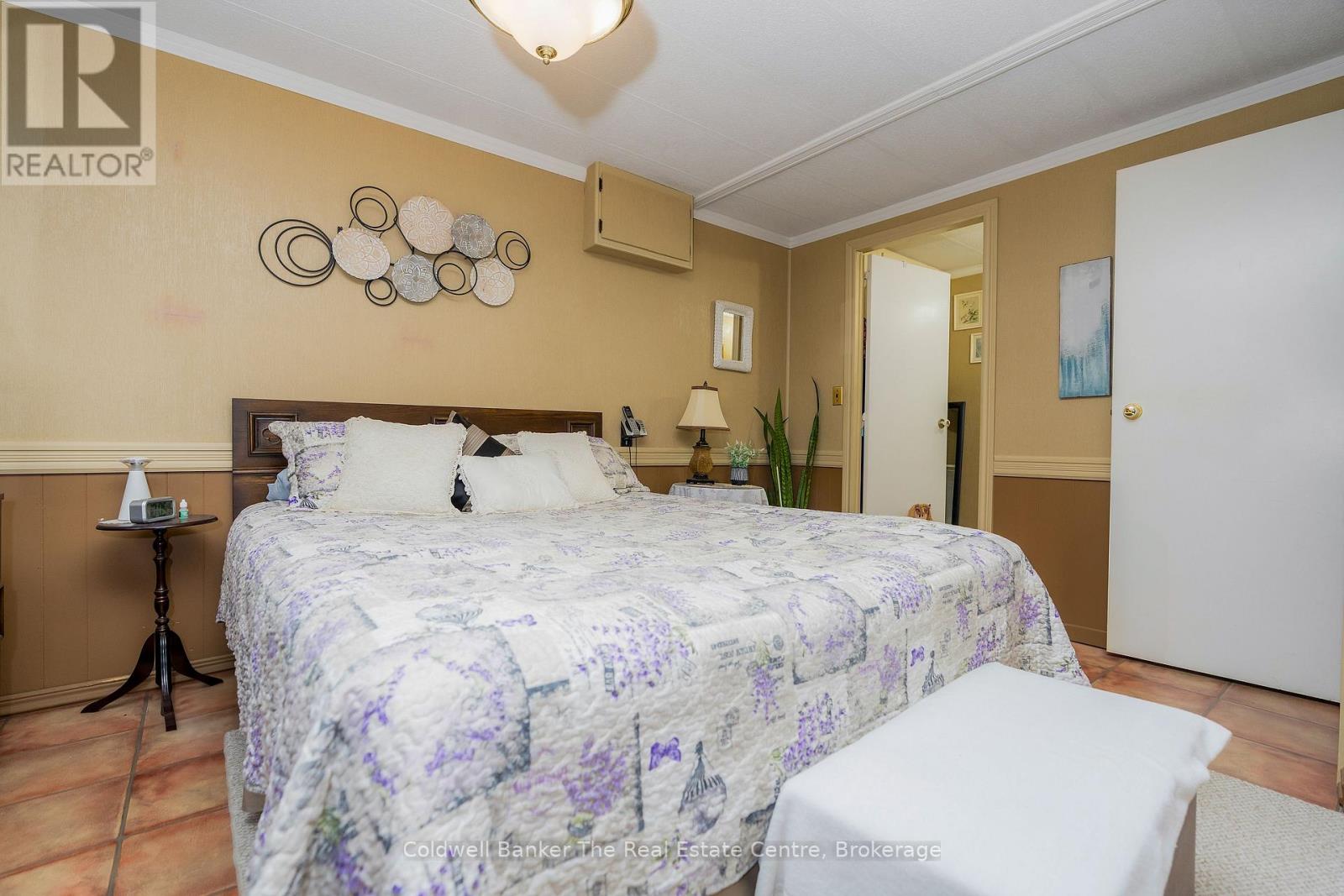 Single Family House Bungalow for Sale in  MCCARTHY DRIVE Clearview (Brentwood) 