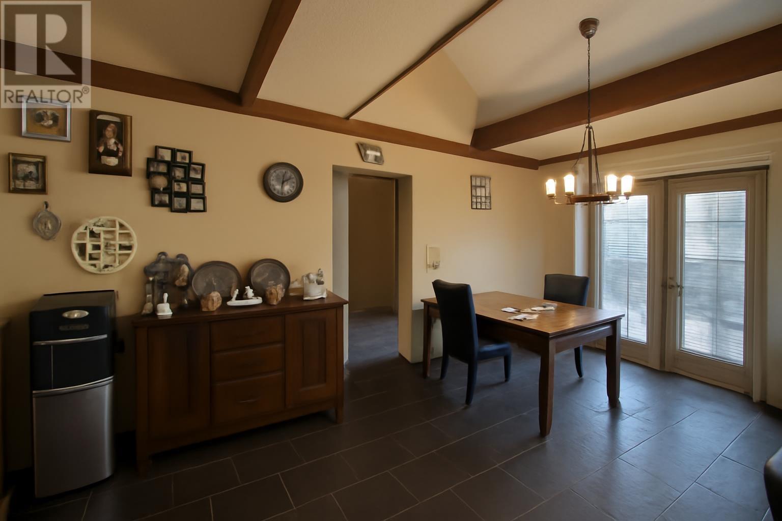 5516 MINNAKER CRESCENT, Fort Nelson