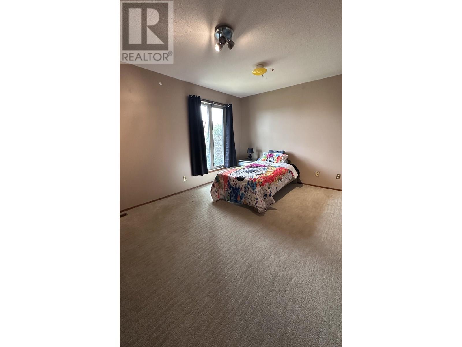 5516 MINNAKER CRESCENT - 12