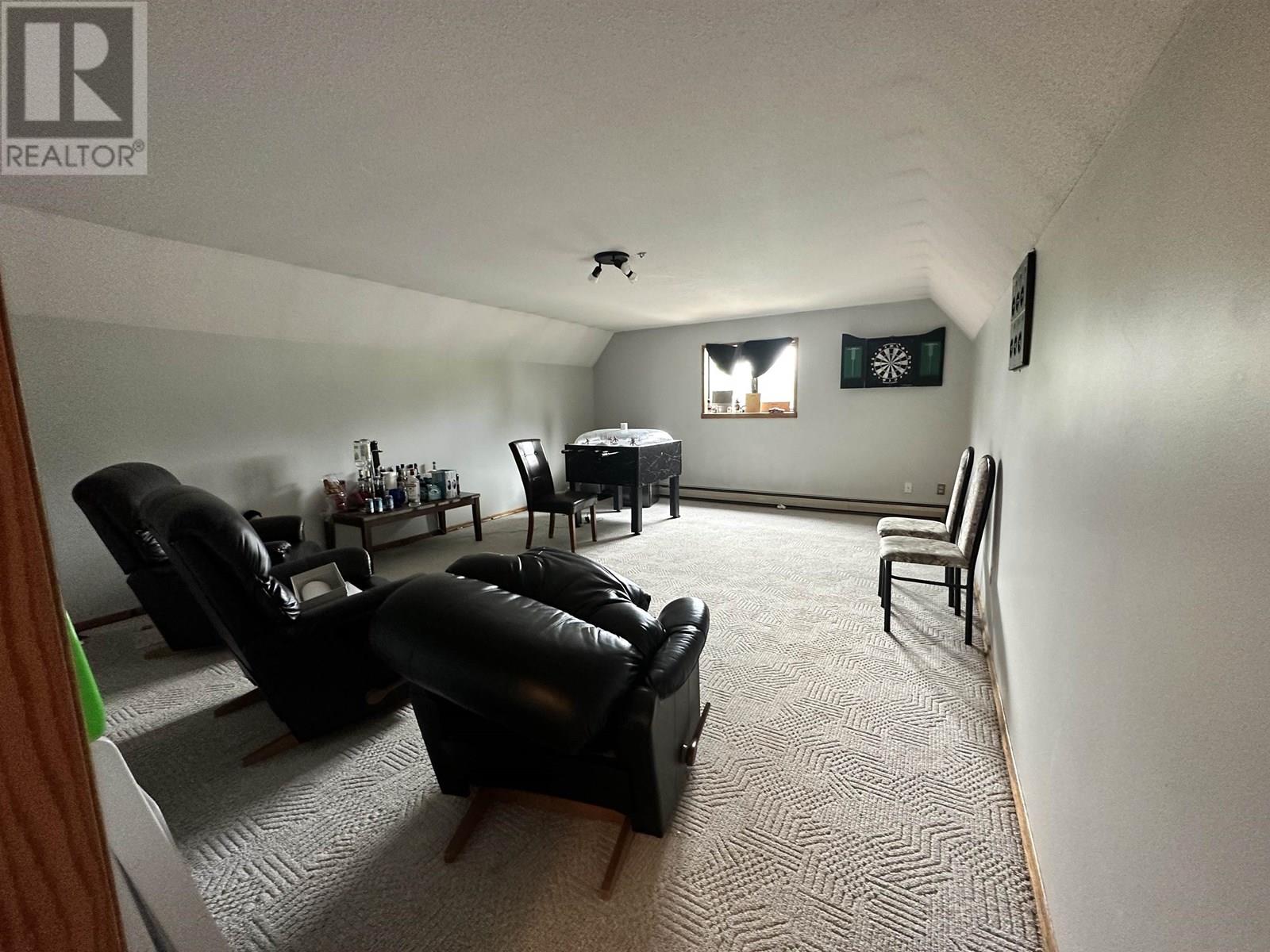 5516 MINNAKER CRESCENT, Fort Nelson