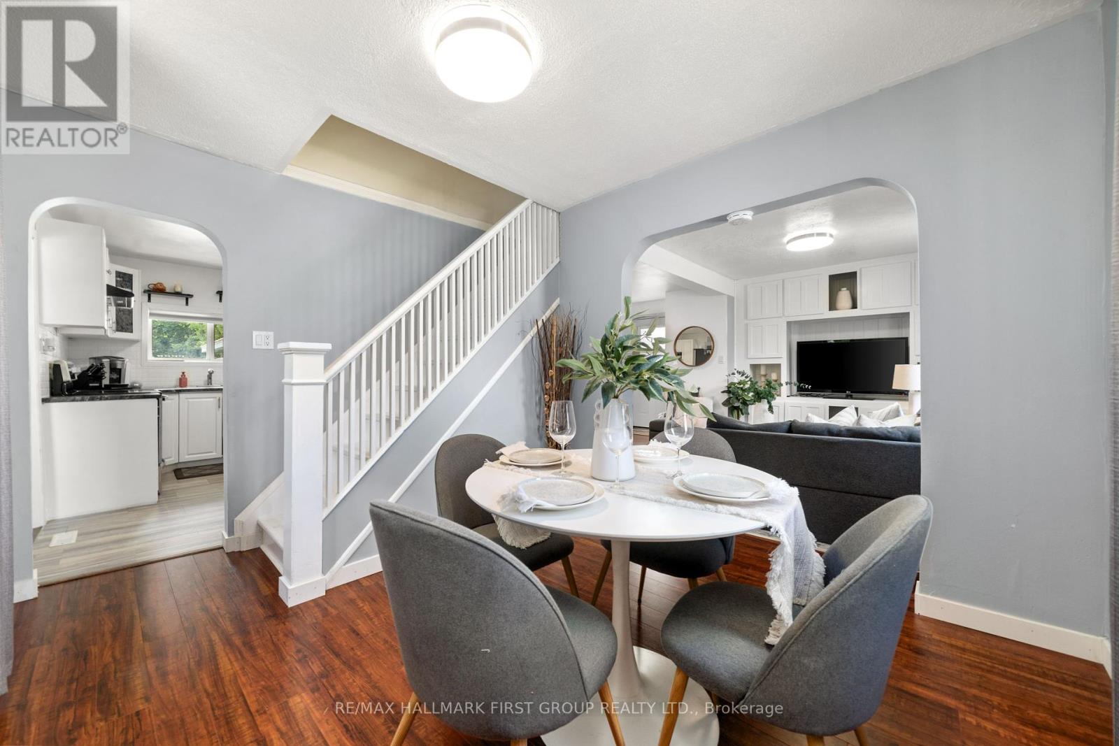 Photo 5 of 88 Water Street, Quinte West ON