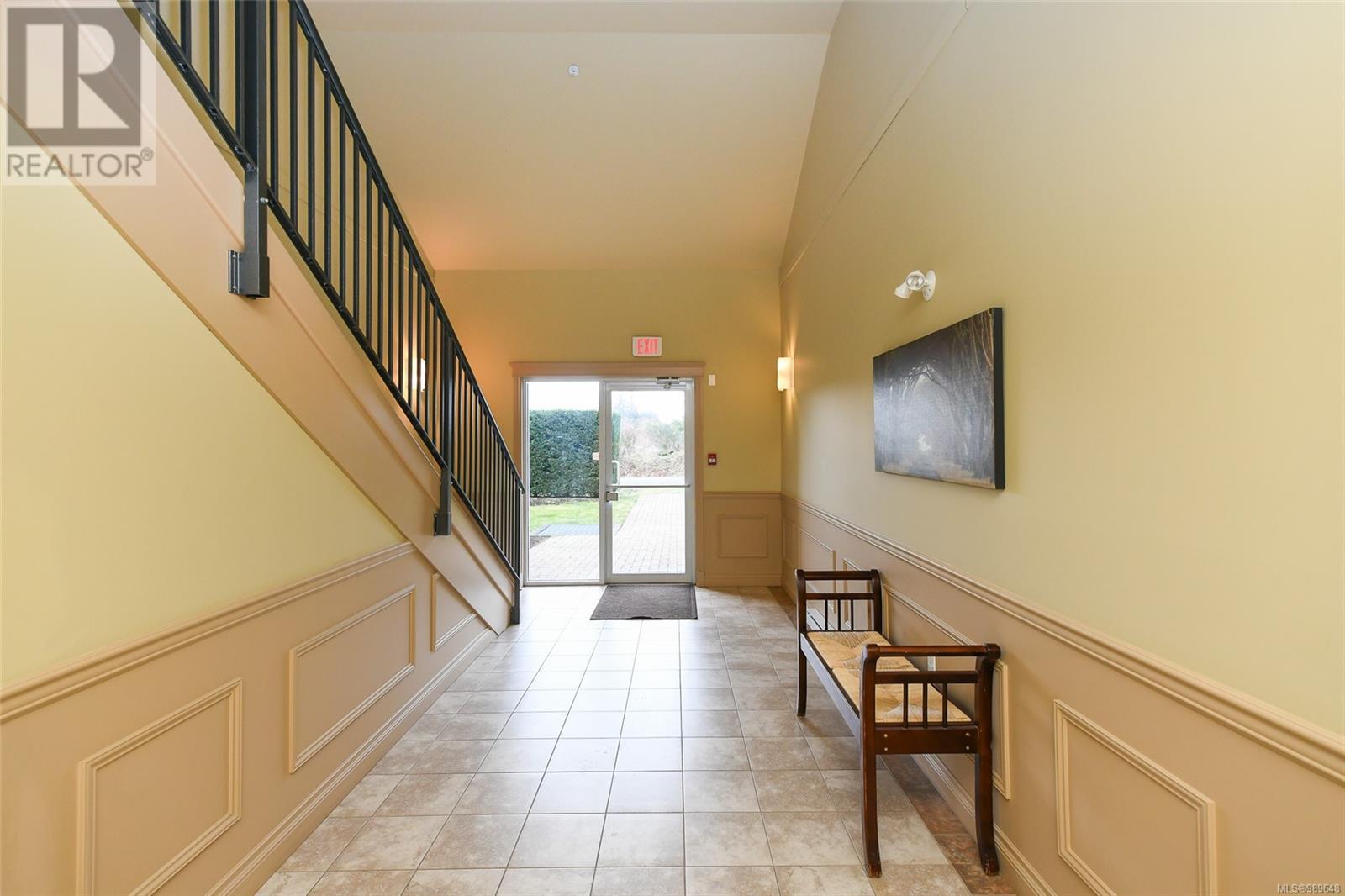 618 3666 Royal Vista Way, Courtenay real estate listing 989648