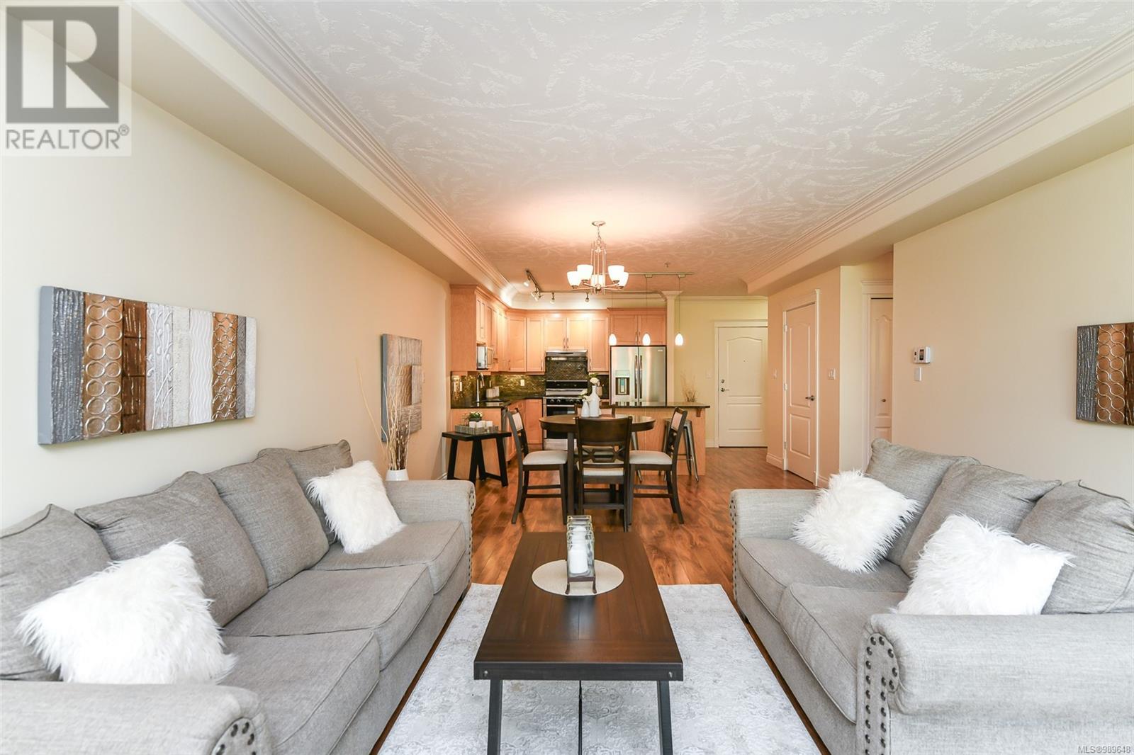 618 3666 Royal Vista Way, Courtenay real estate listing 989648