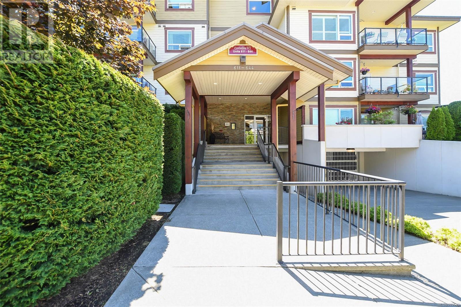 618 3666 Royal Vista Way, Courtenay real estate listing 989648