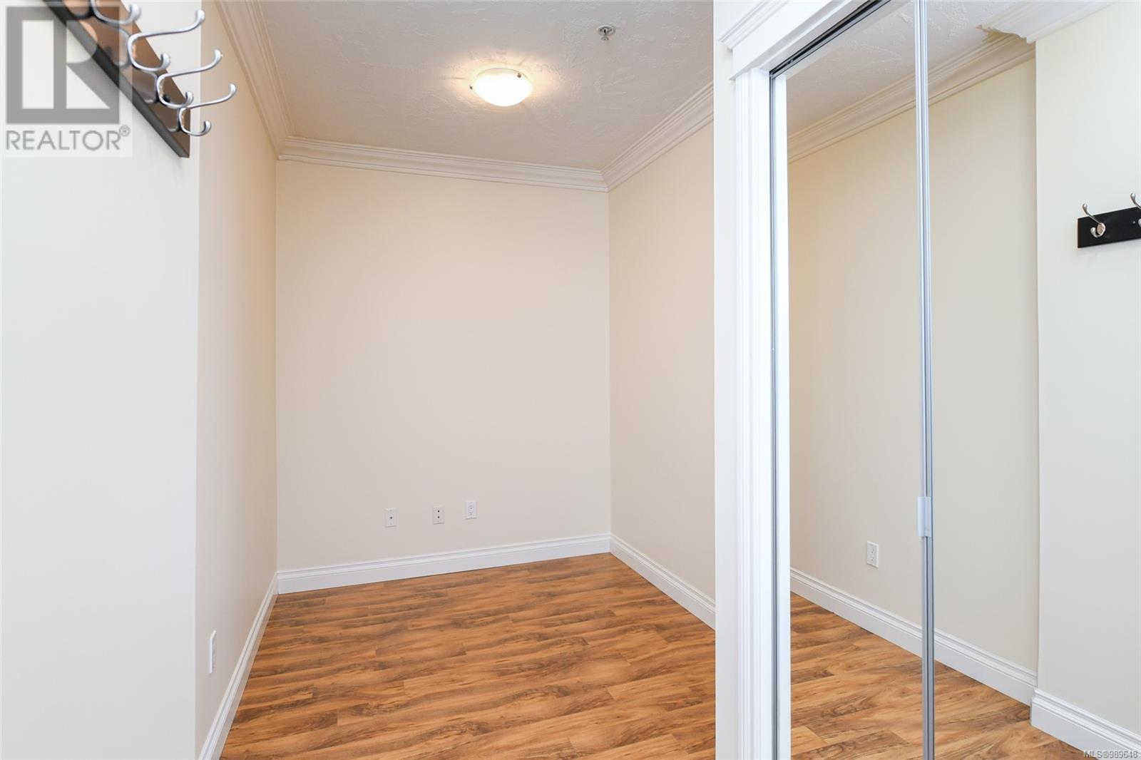 618 3666 Royal Vista Way, Courtenay real estate listing 989648