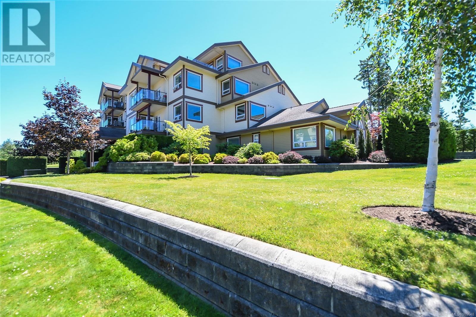 618 3666 Royal Vista Way, Courtenay real estate listing 989648