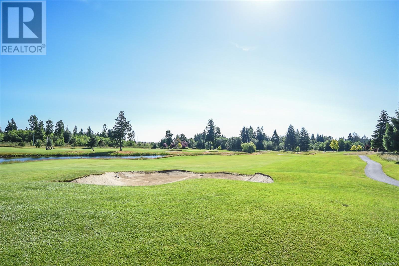 618 3666 Royal Vista Way, Courtenay real estate listing 989648