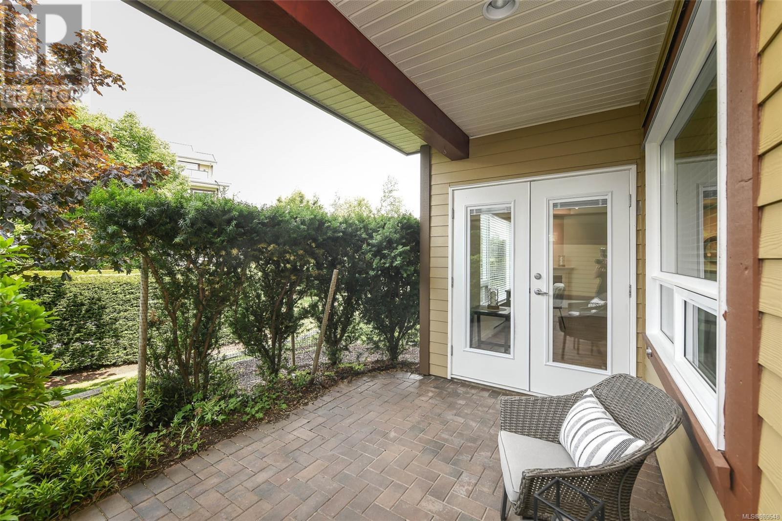 618 3666 Royal Vista Way, Courtenay real estate listing 989648