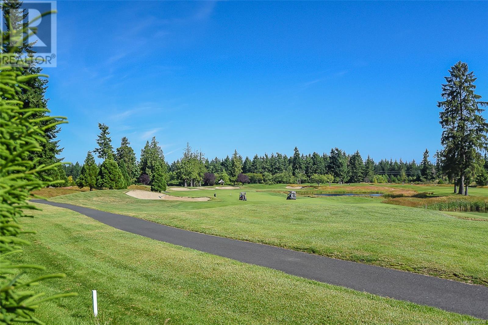 618 3666 Royal Vista Way, Courtenay real estate listing 989648