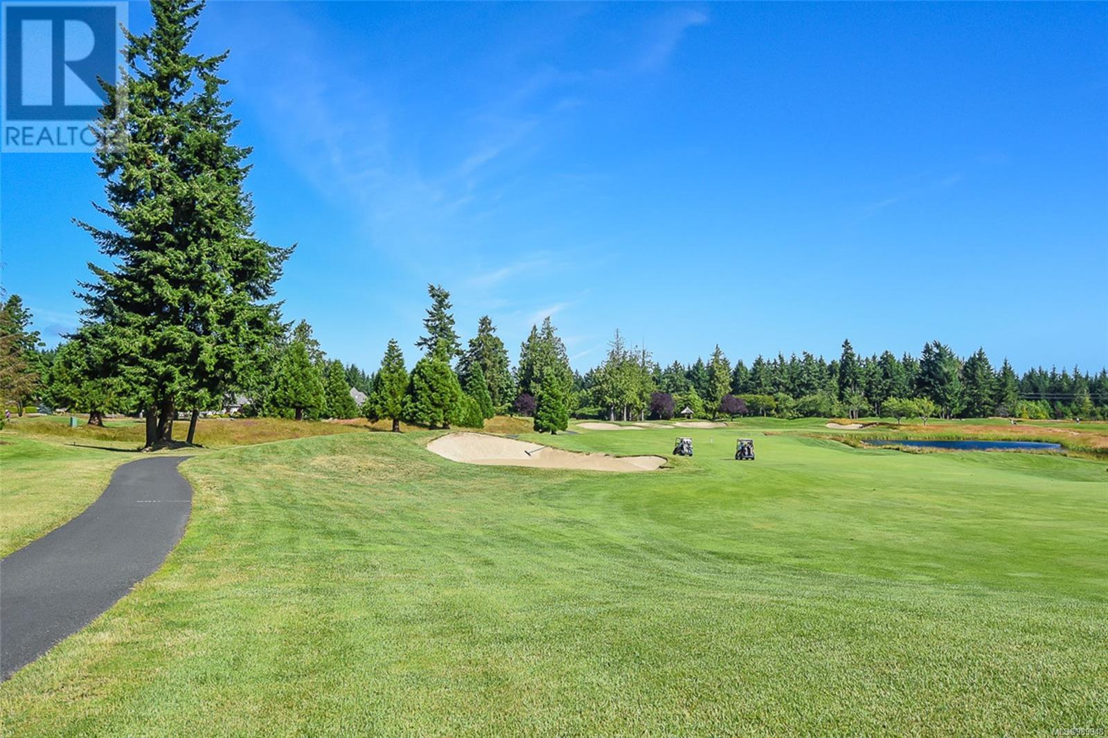 618 3666 Royal Vista Way, Courtenay real estate listing 989648