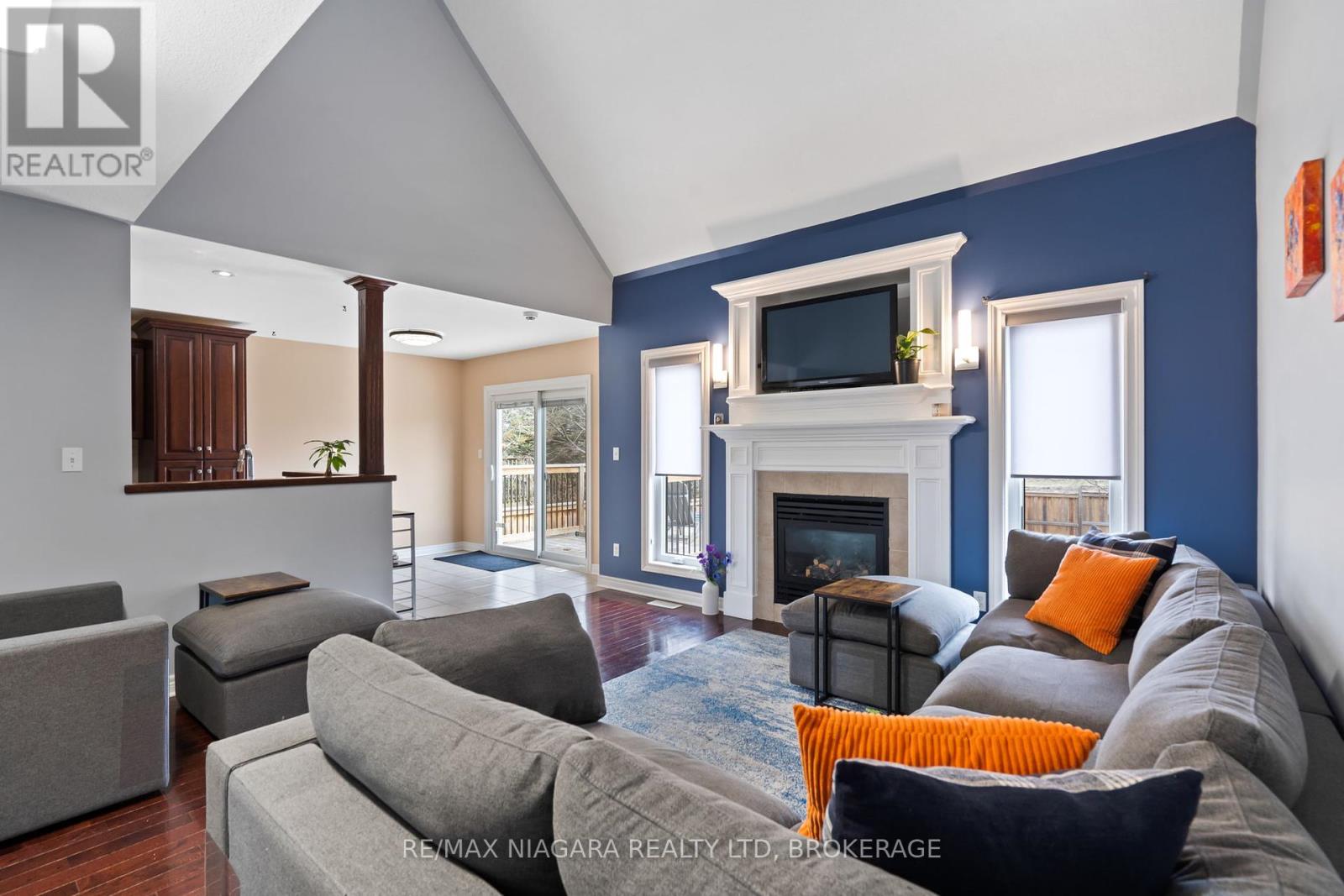 Photo 18 of 426 Barrington Court, Fort Erie ON