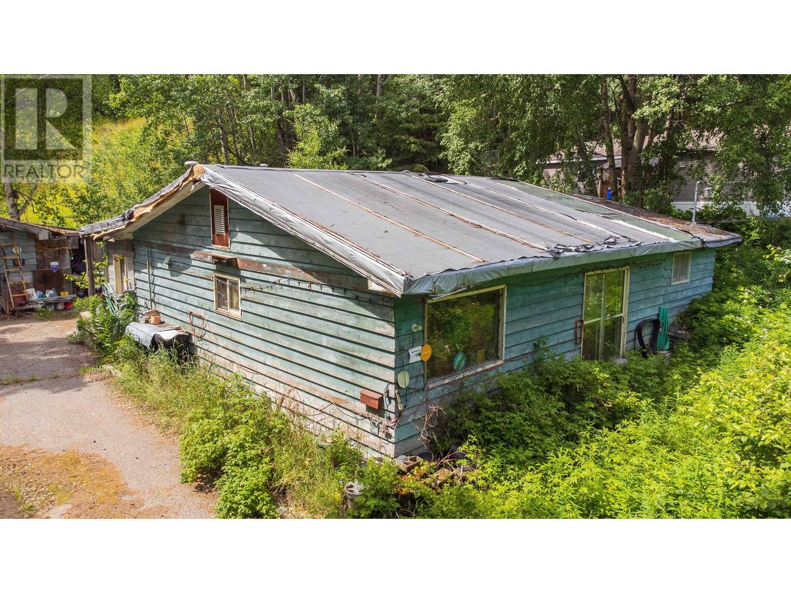 Photo 4 of 2766 Minotti Drive, Prince George BC