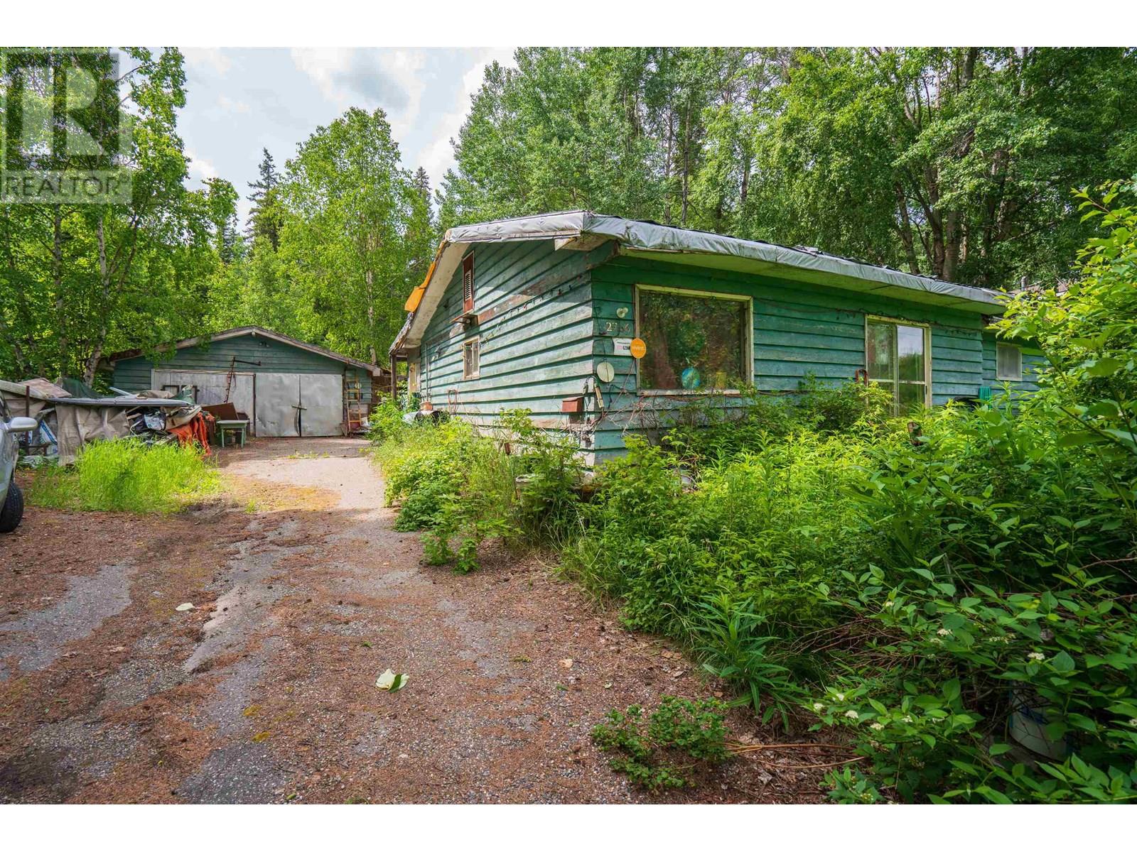 Photo 3 of 2766 Minotti Drive, Prince George BC