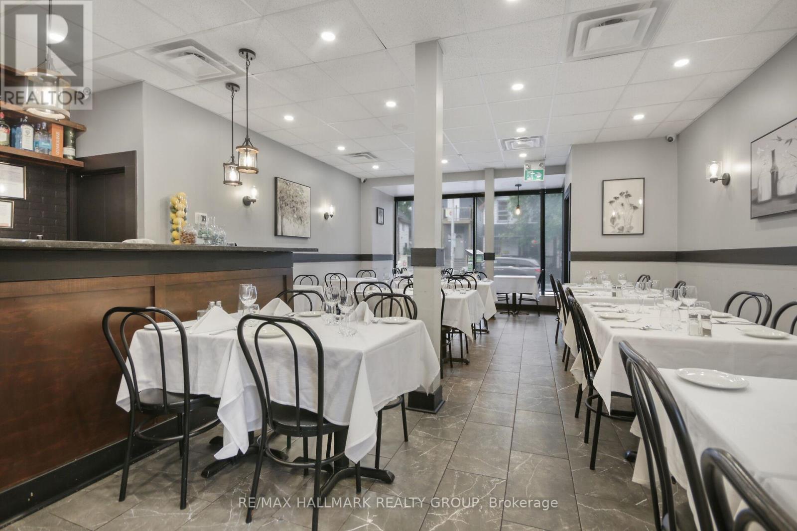 Photo 30 of 641 Somerset Street W, Ottawa ON