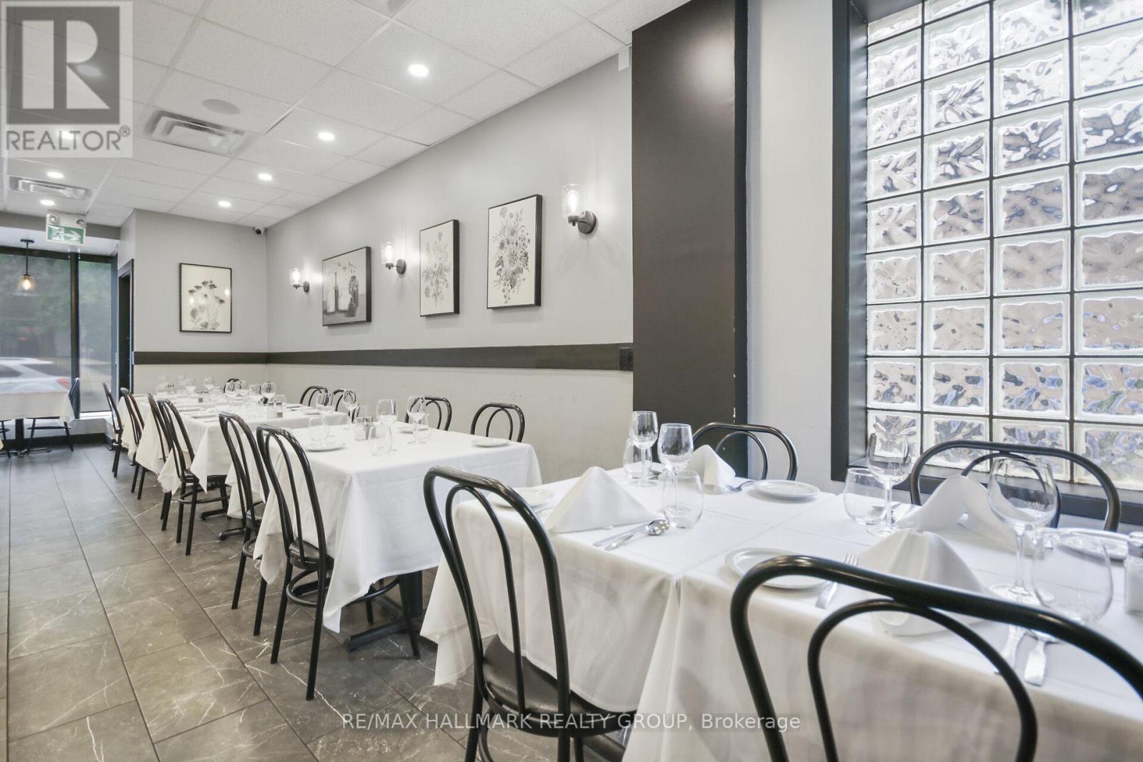 Photo 38 of 641 Somerset Street W, Ottawa ON