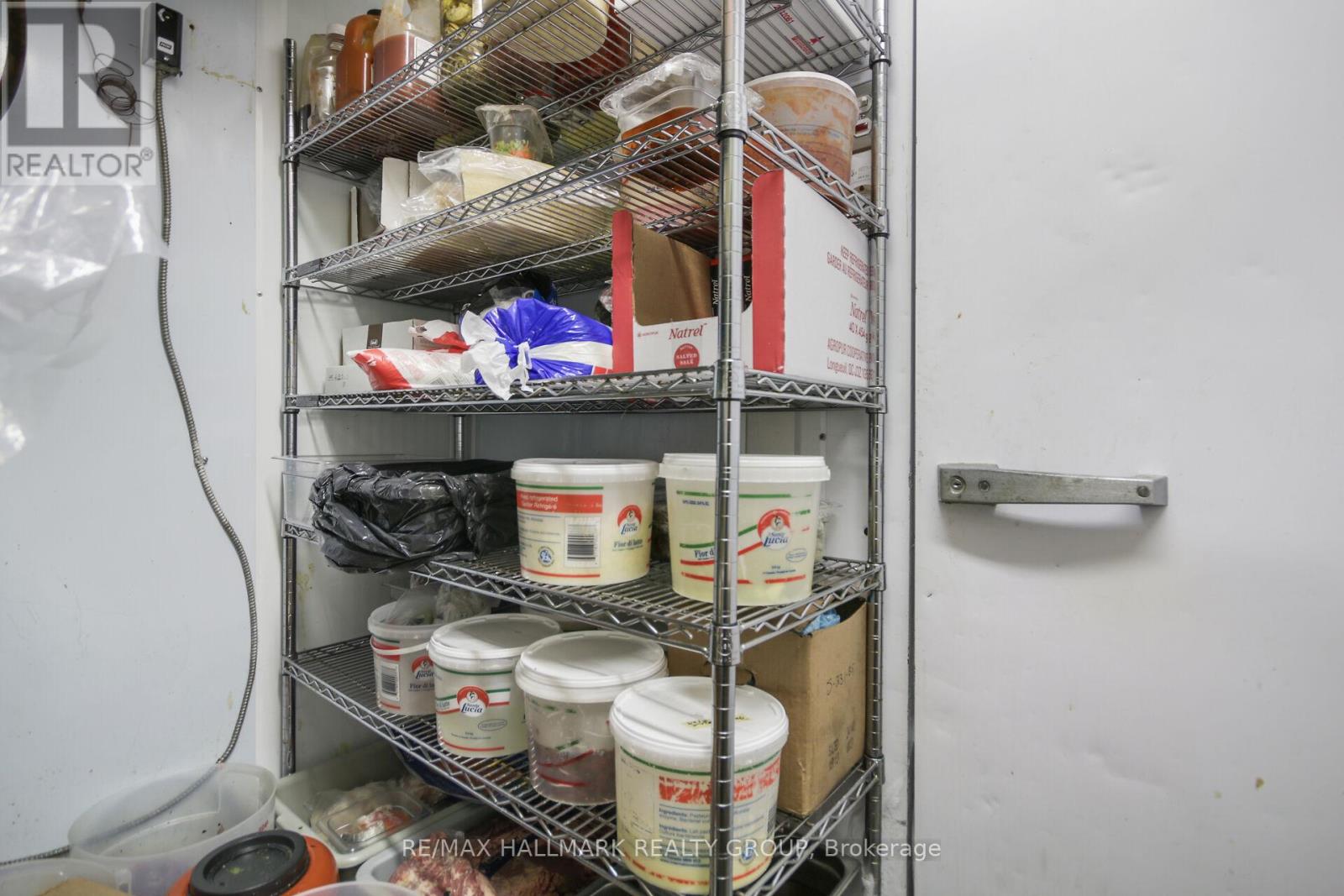 Photo 29 of 641 Somerset Street W, Ottawa ON