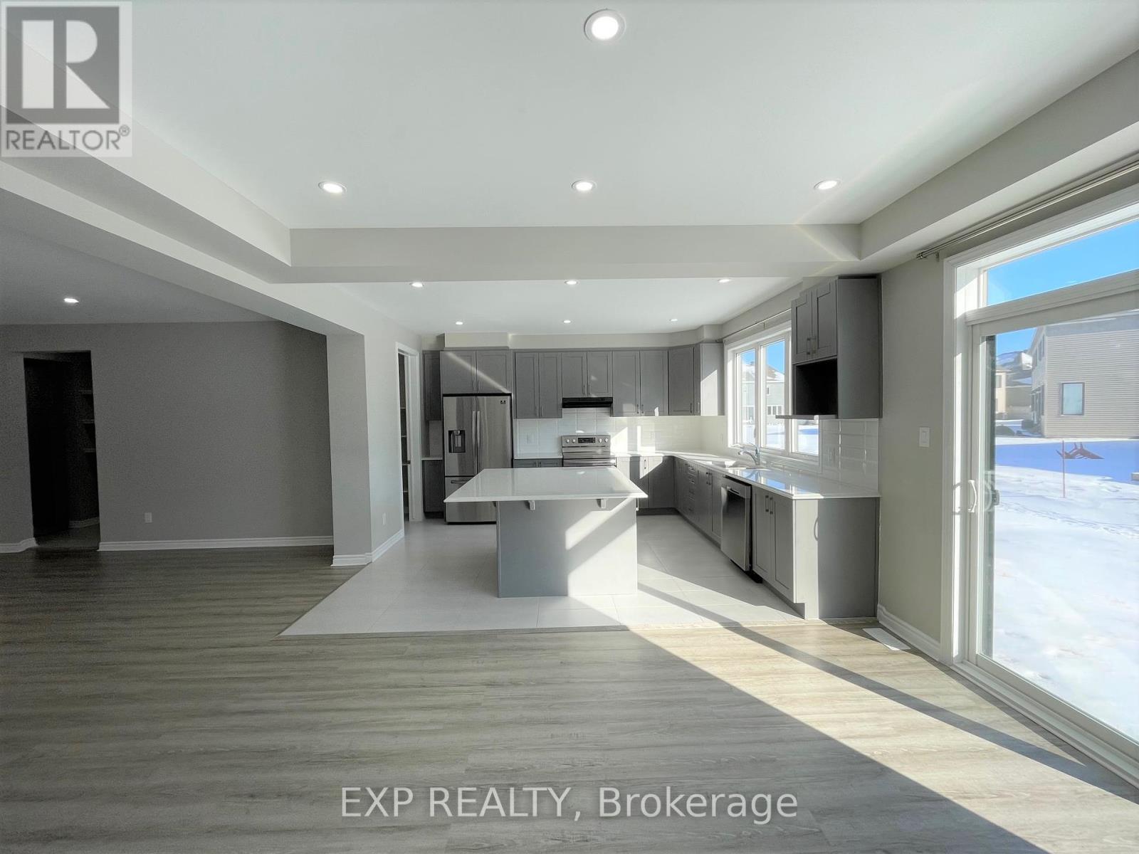 Photo 14 of 912 Rubicon Place, Ottawa ON