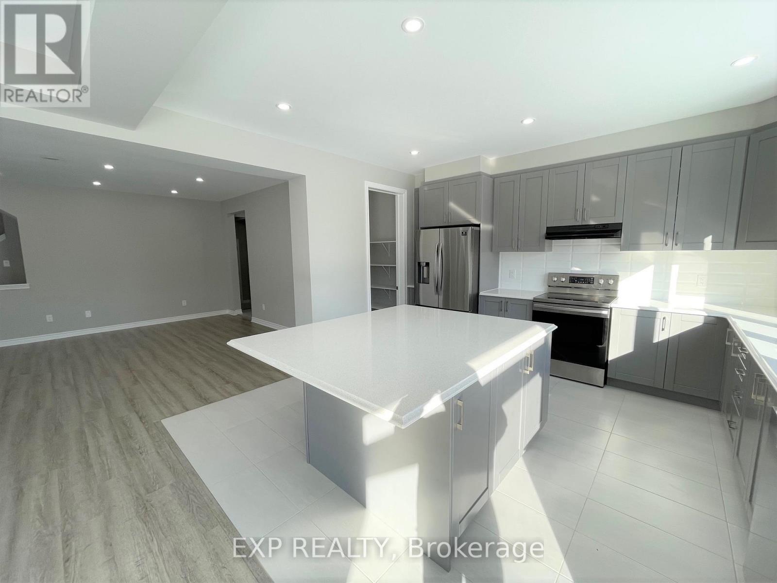 Photo 18 of 912 Rubicon Place, Ottawa ON