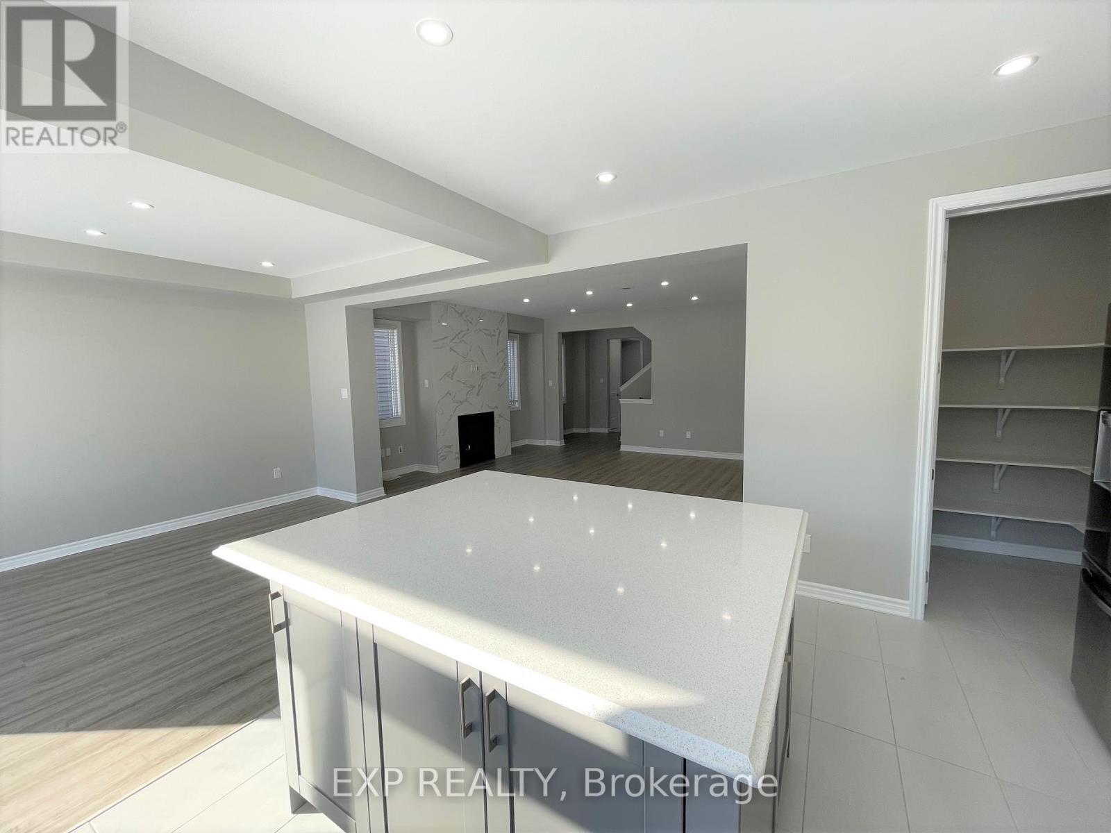 Photo 19 of 912 Rubicon Place, Ottawa ON