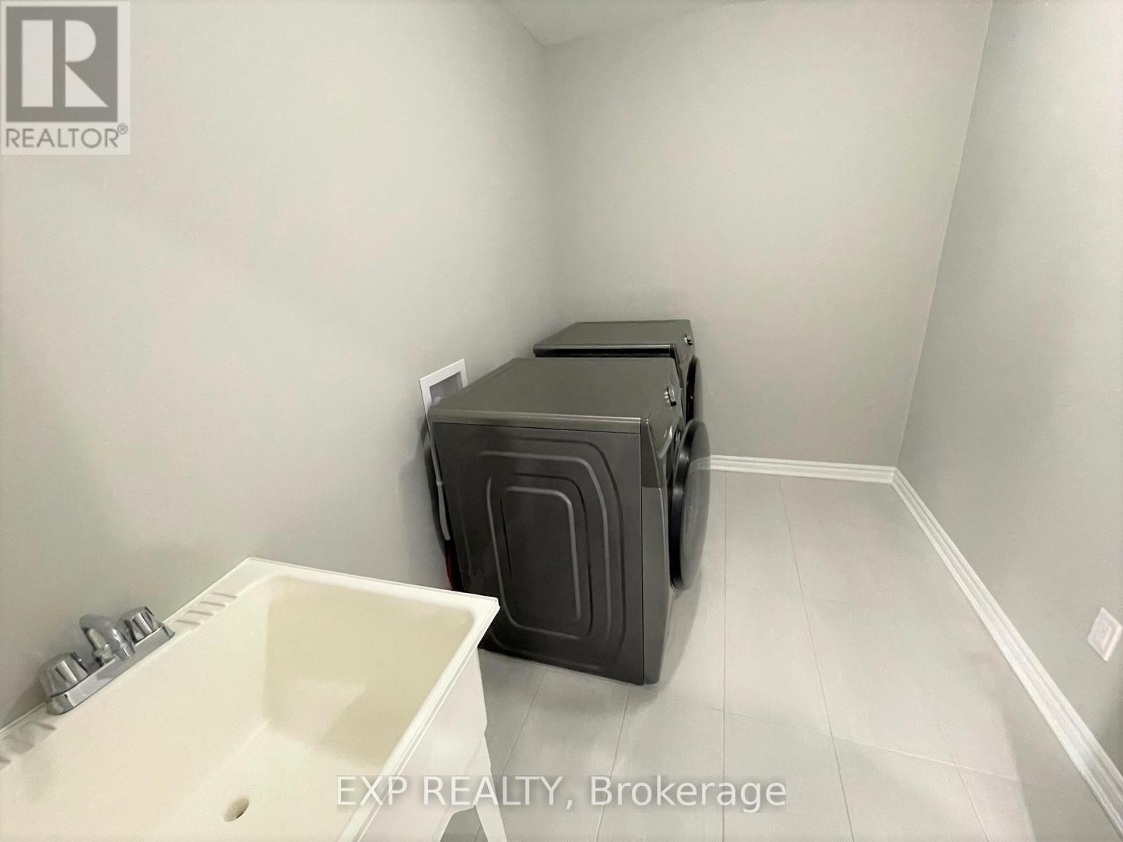 Photo 36 of 912 Rubicon Place, Ottawa ON