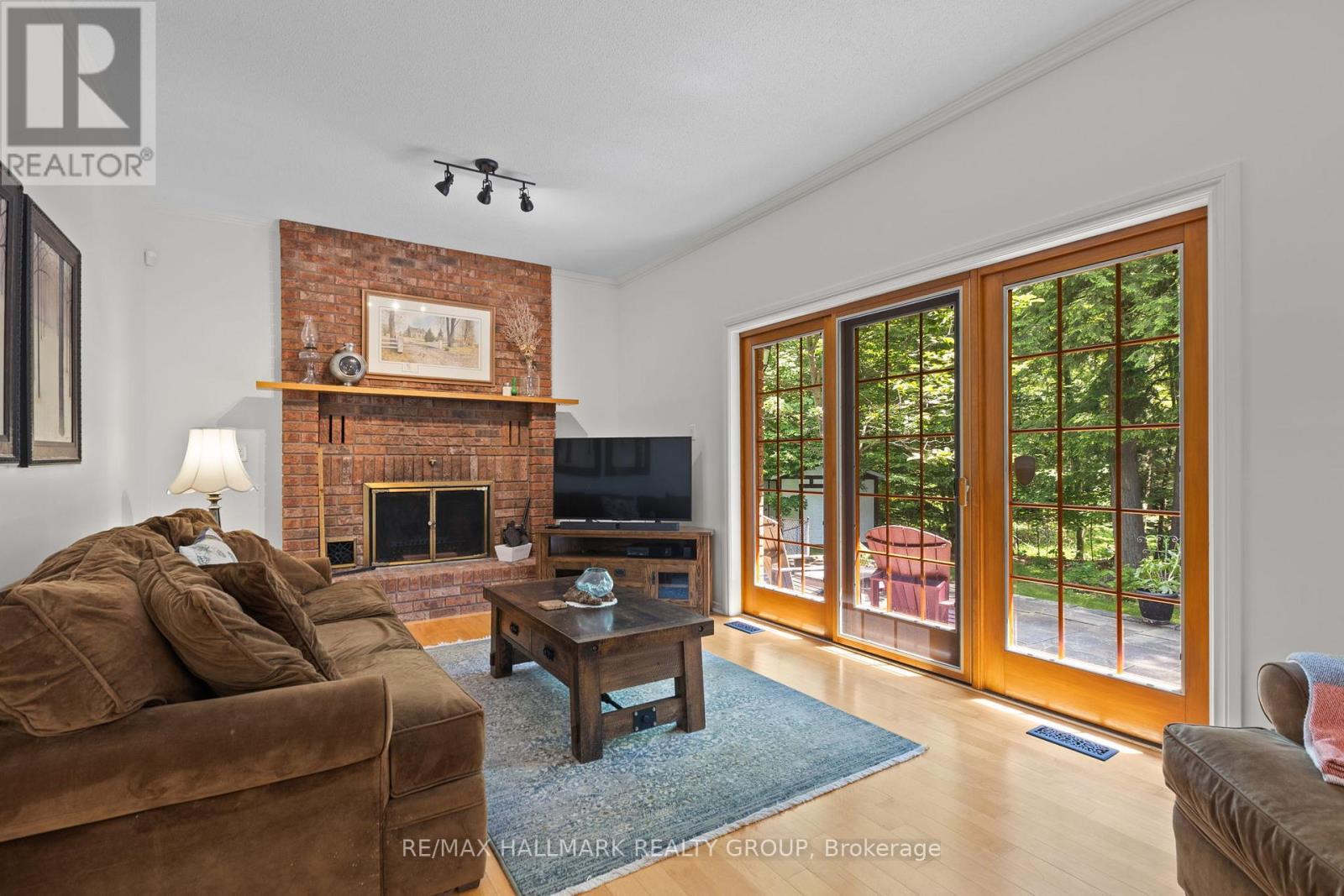 Photo 5 of 6431 Clingin Lane, Ottawa ON