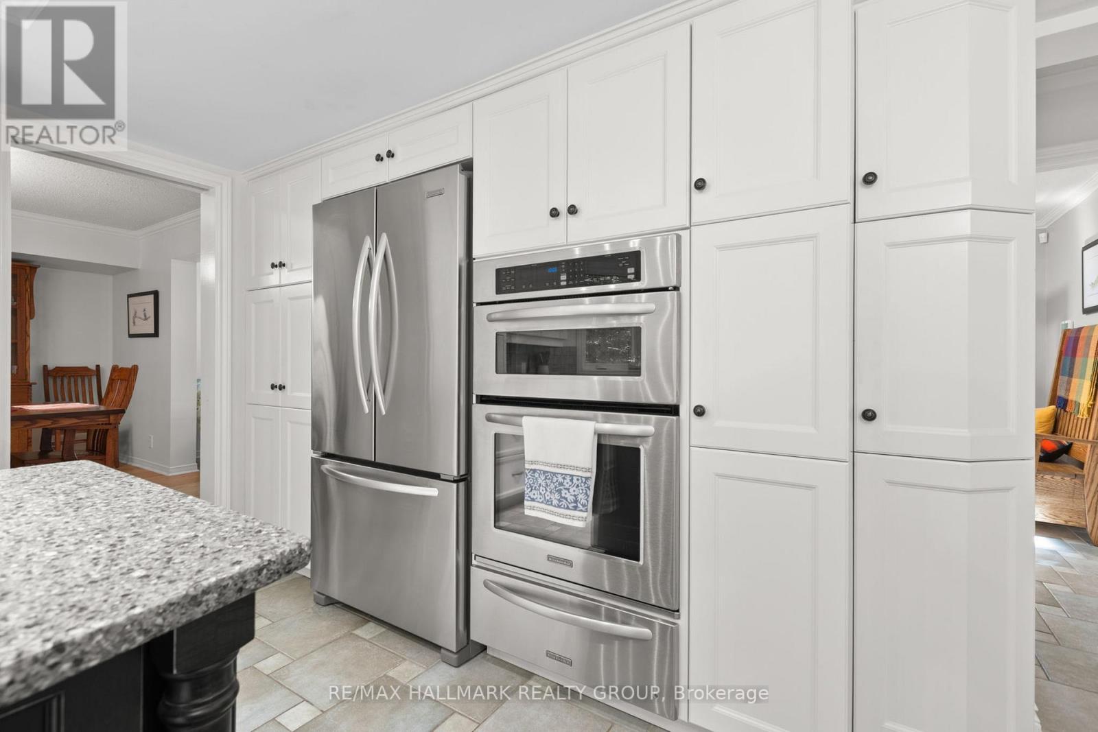 Photo 3 of 6431 Clingin Lane, Ottawa ON