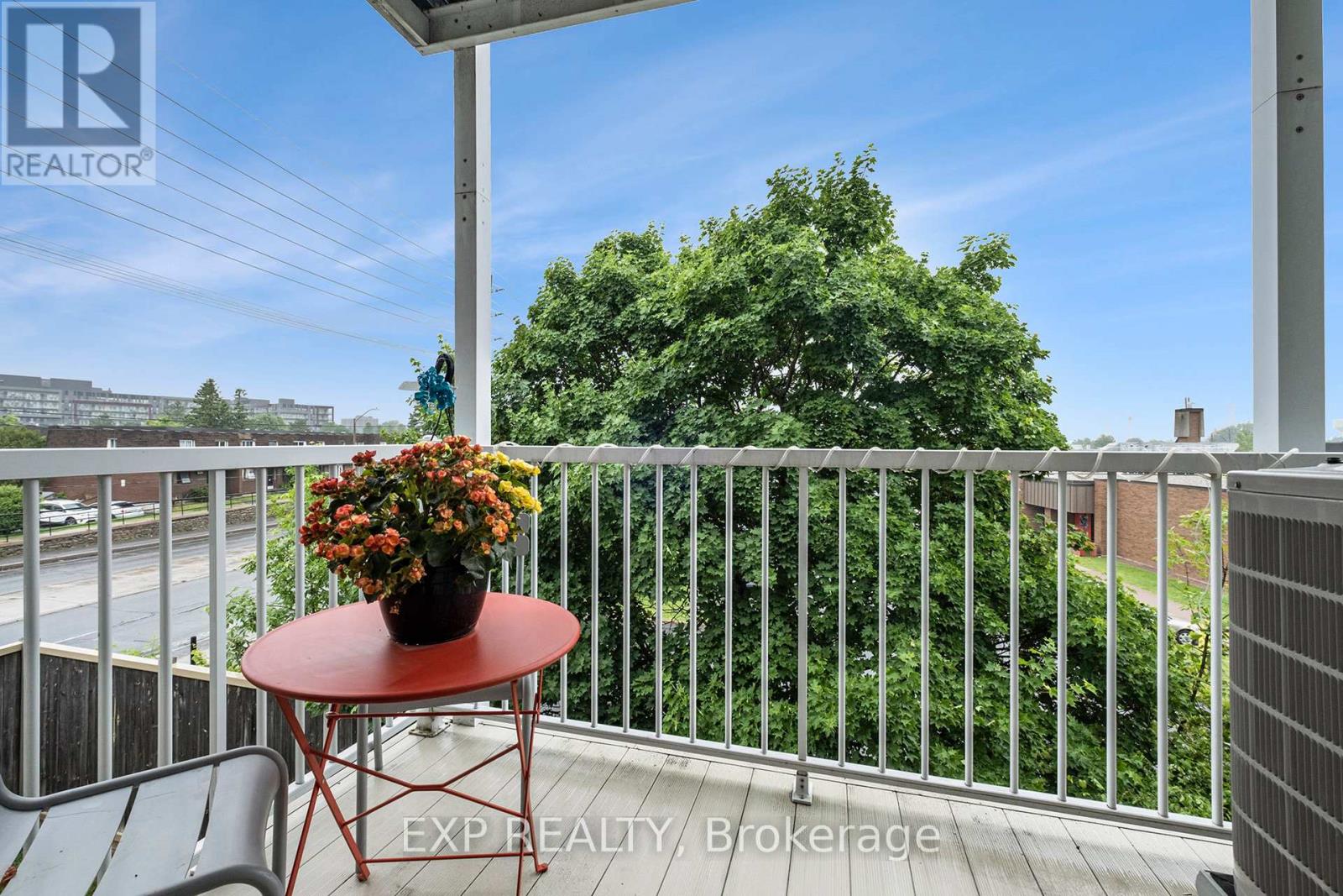 Photo 27 of 146 1512 Walkley Road W, Ottawa ON