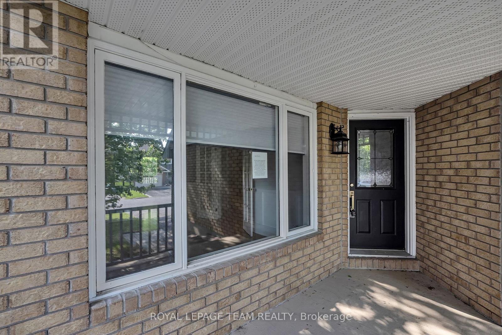 Photo 14 of 2207 Nature Trail Crescent, Ottawa ON