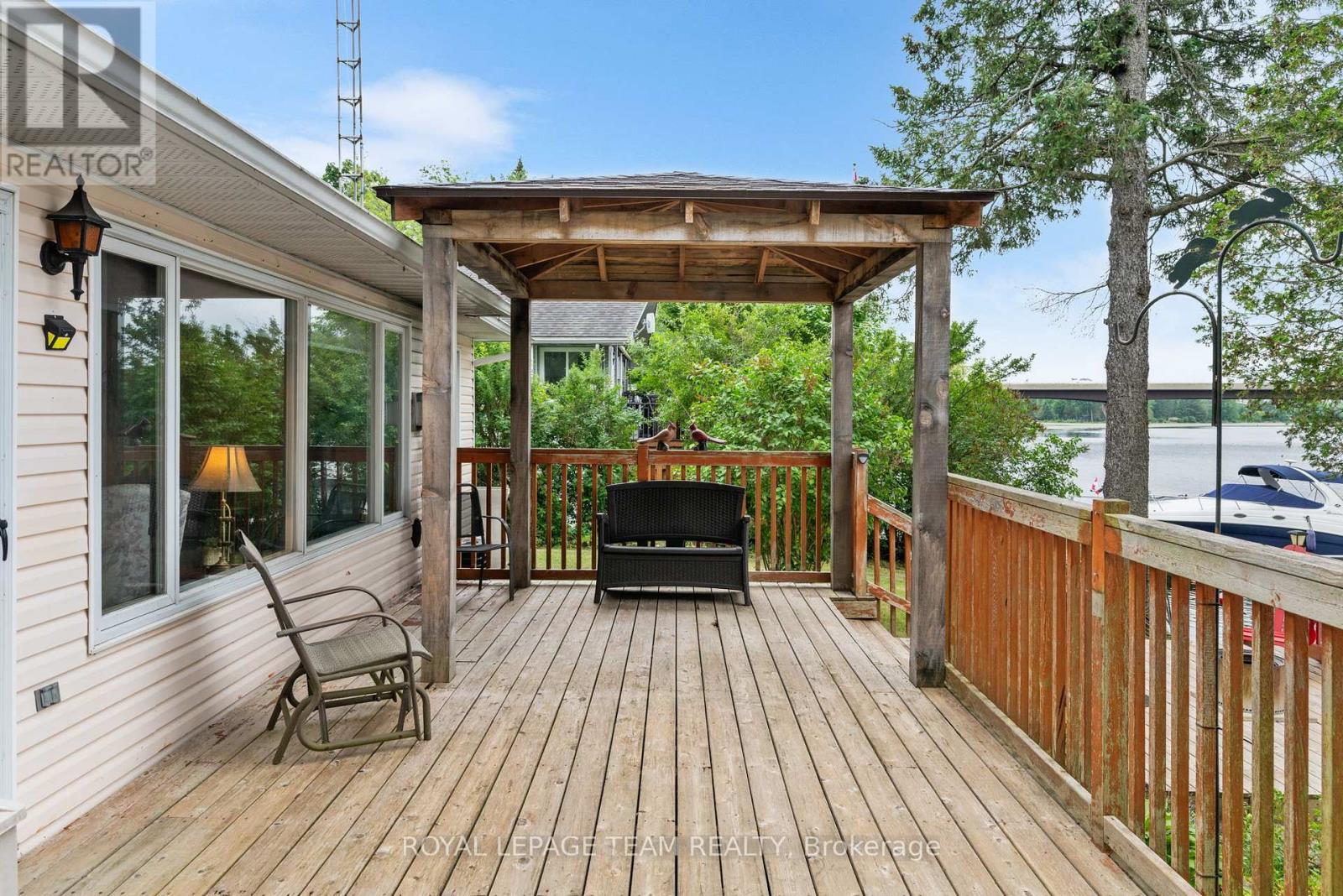 Photo 8 of 2733 Rideau Glen Lane, North Grenville ON