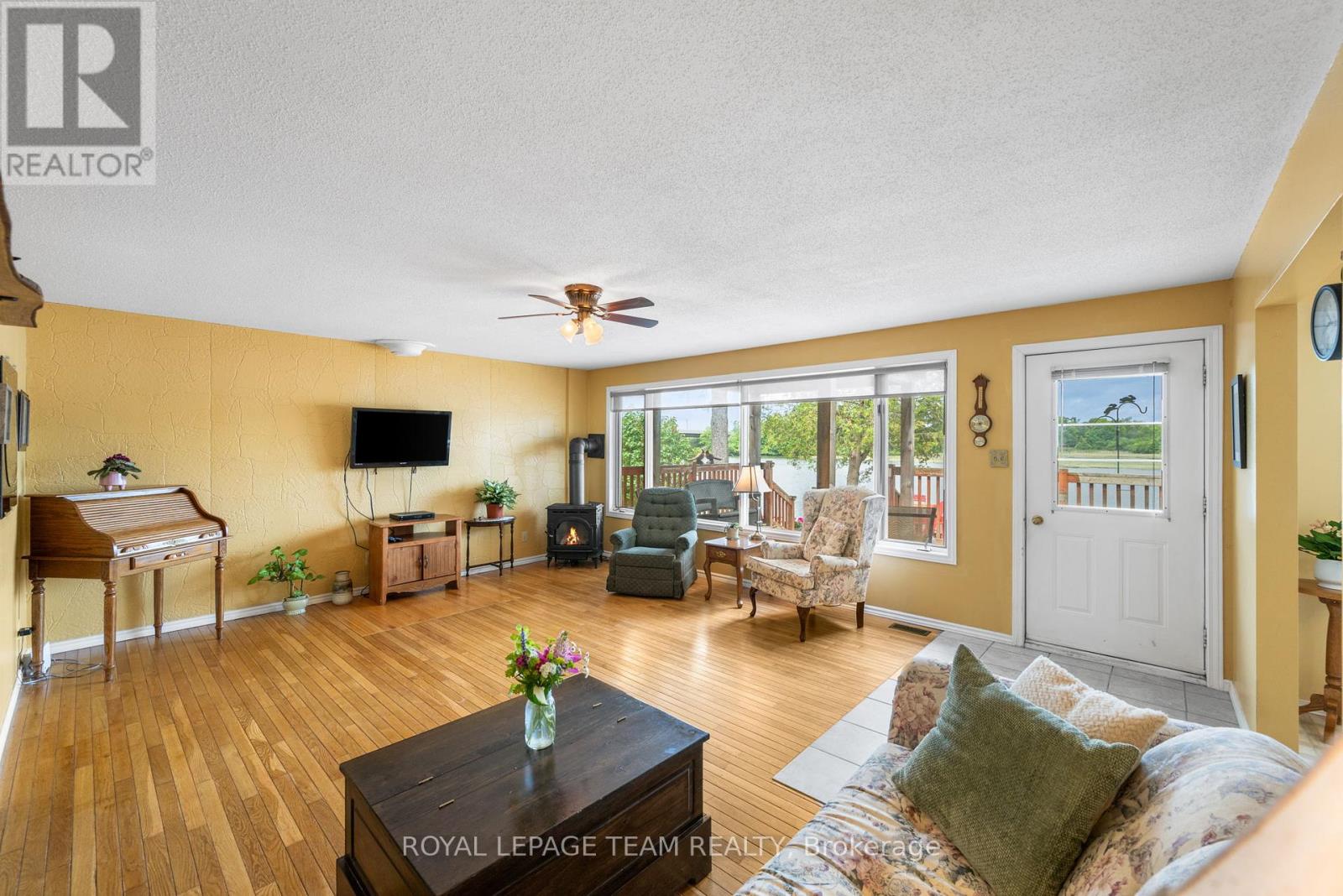 Photo 11 of 2733 Rideau Glen Lane, North Grenville ON