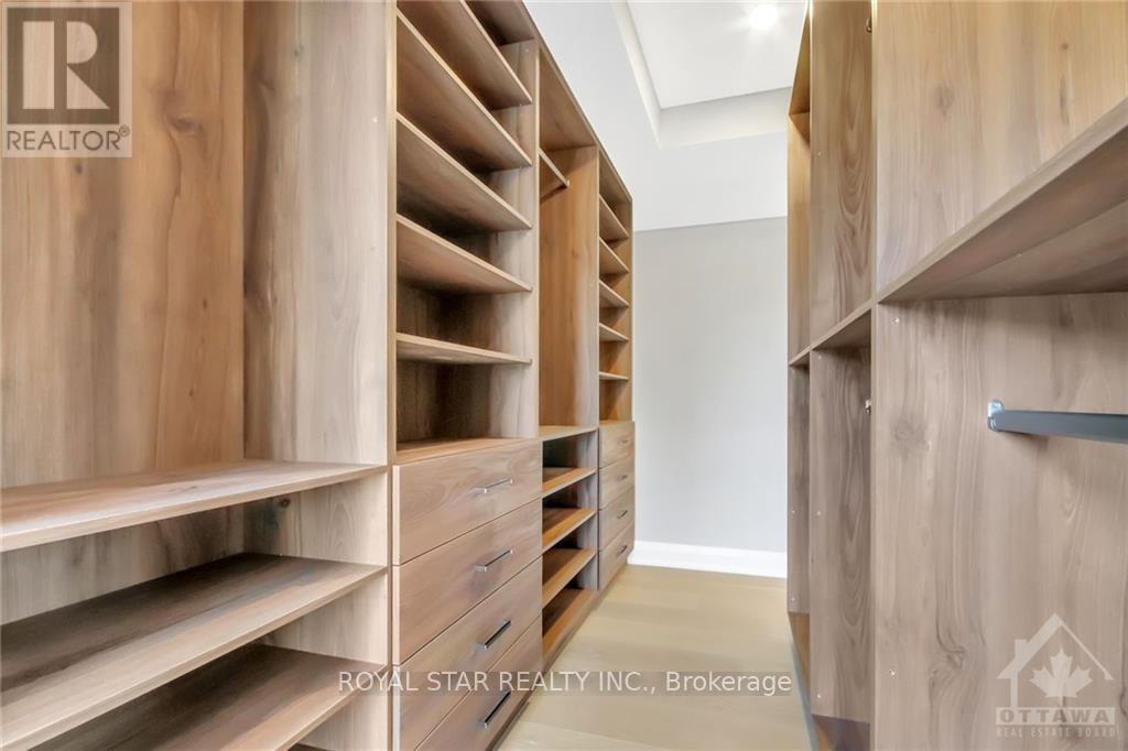 Photo 10 of 78 Rossland Avenue, Ottawa ON