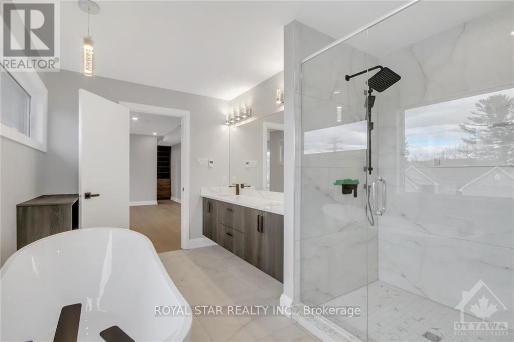 Photo 12 of 78 Rossland Avenue, Ottawa ON