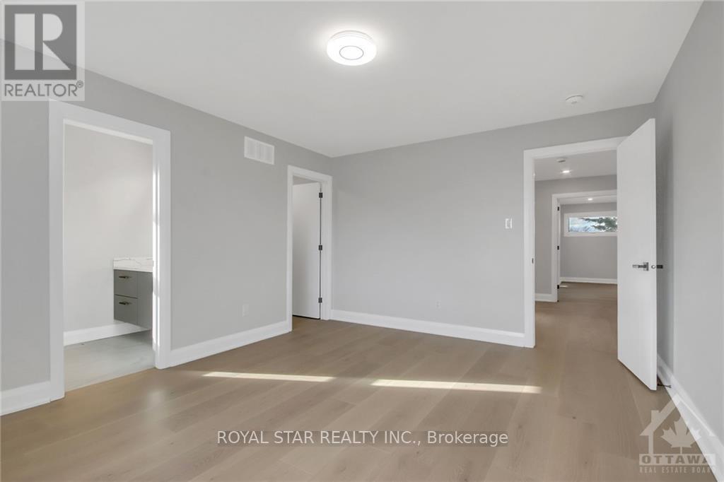 Photo 21 of 78 Rossland Avenue, Ottawa ON
