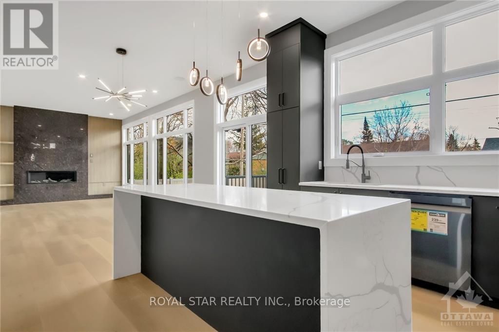 Photo 6 of 78 Rossland Avenue, Ottawa ON