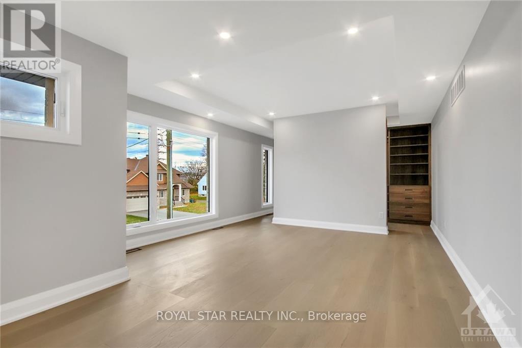 Photo 8 of 78 Rossland Avenue, Ottawa ON