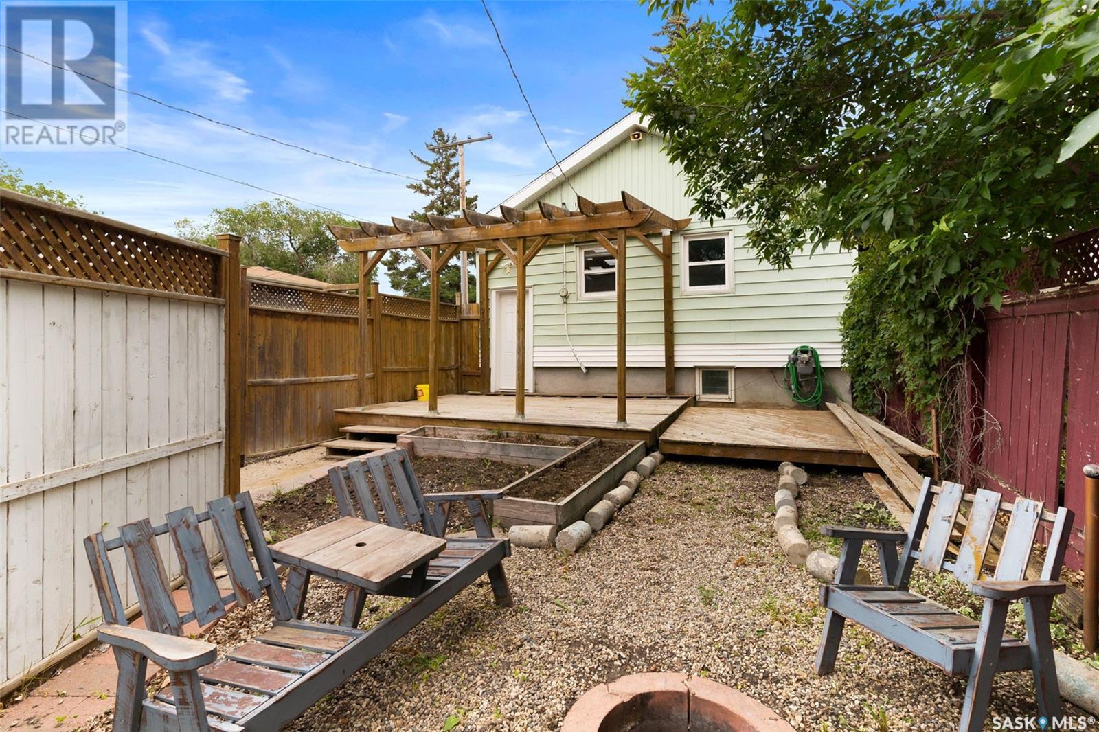 Photo 31 of 2622 Atkinson Street, Regina SK
