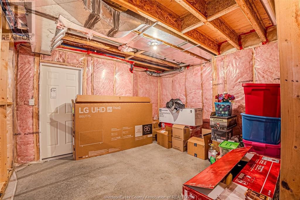 Photo 33 of 889 Lakewood, Lakeshore ON