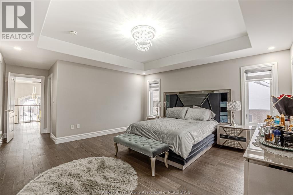 Photo 21 of 889 Lakewood, Lakeshore ON