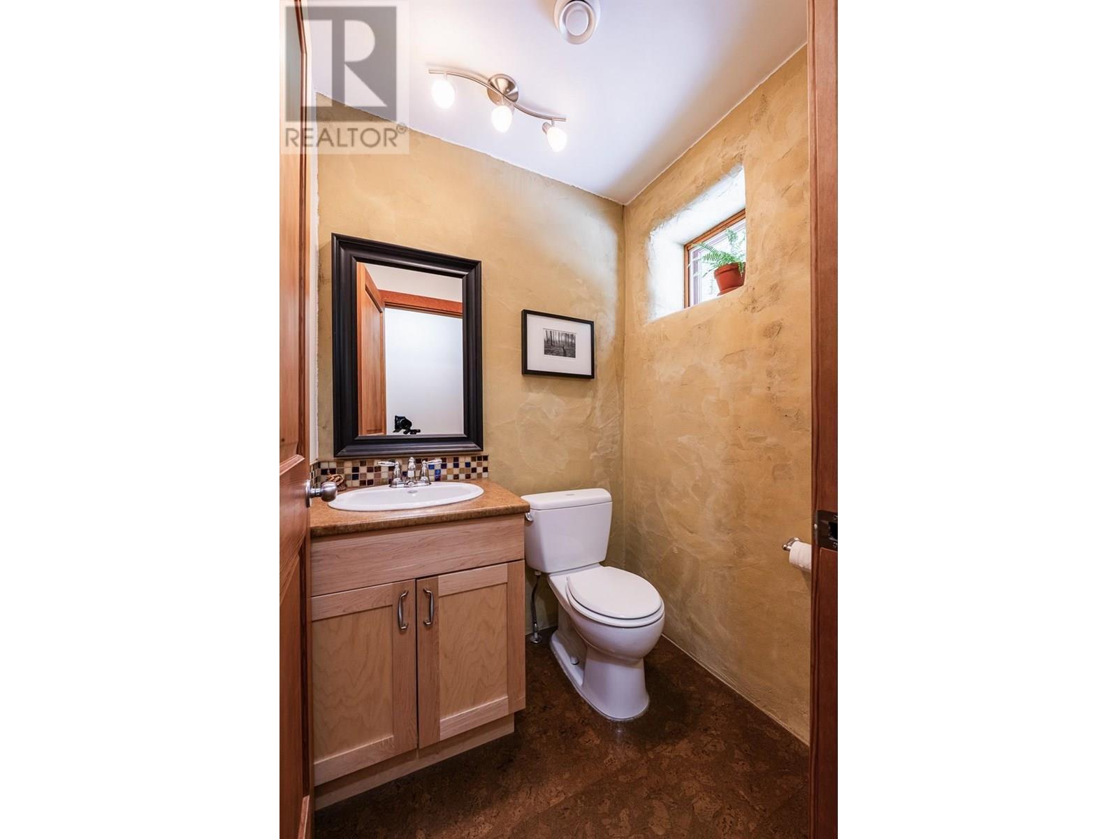 Photo 5 of 4226 Shasheen Road, Nelson BC