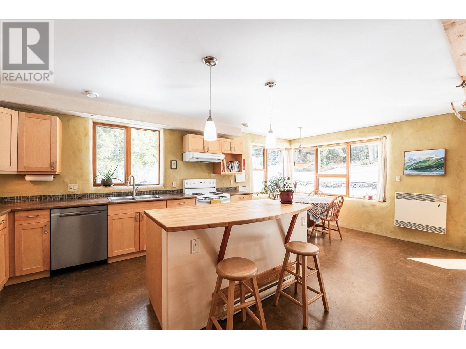 Photo 12 of 4226 Shasheen Road, Nelson BC