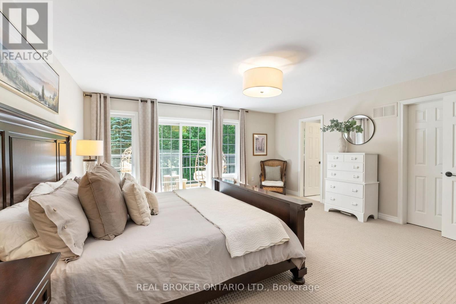 Photo 25 of 8 Oakview Place, Uxbridge ON