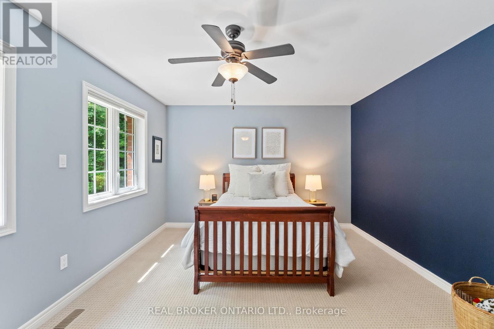 Photo 30 of 8 Oakview Place, Uxbridge ON