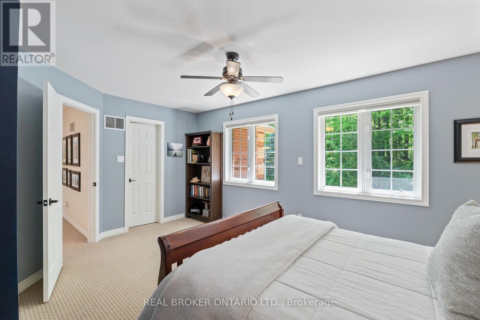 Photo 31 of 8 Oakview Place, Uxbridge ON