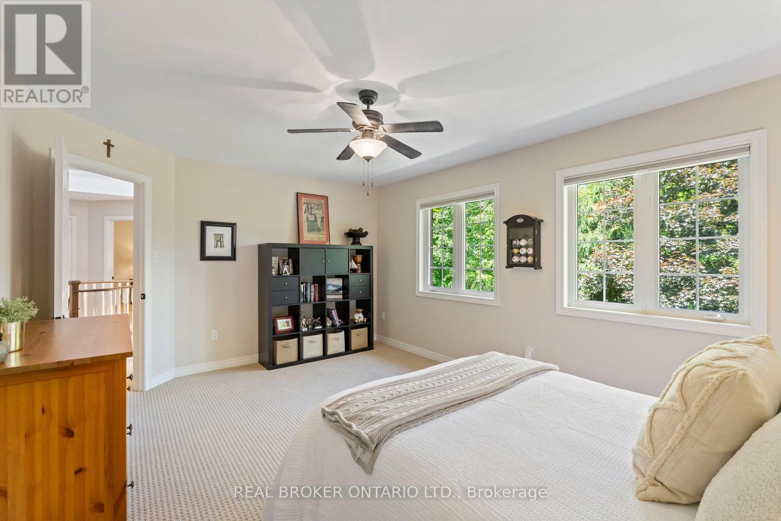Photo 35 of 8 Oakview Place, Uxbridge ON