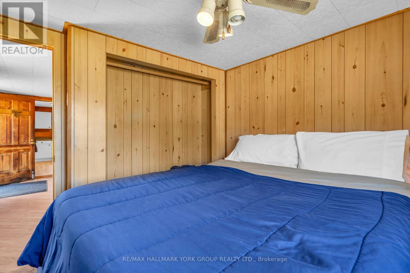 Photo 27 of 122 Sunset Beach Road, Georgina ON
