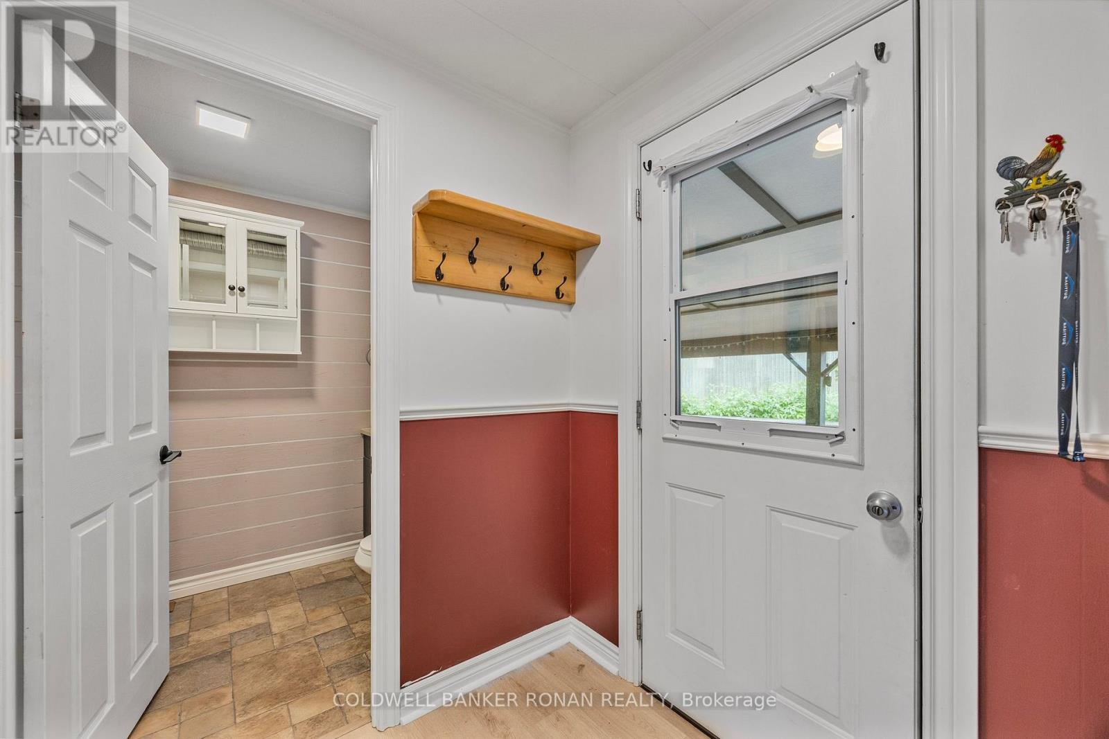 Photo 6 of 63 525 Midland Point Road, Midland ON