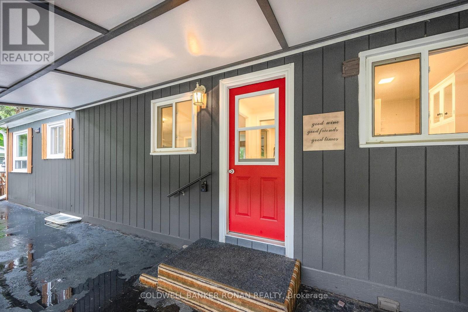 Photo 32 of 63 525 Midland Point Road, Midland ON